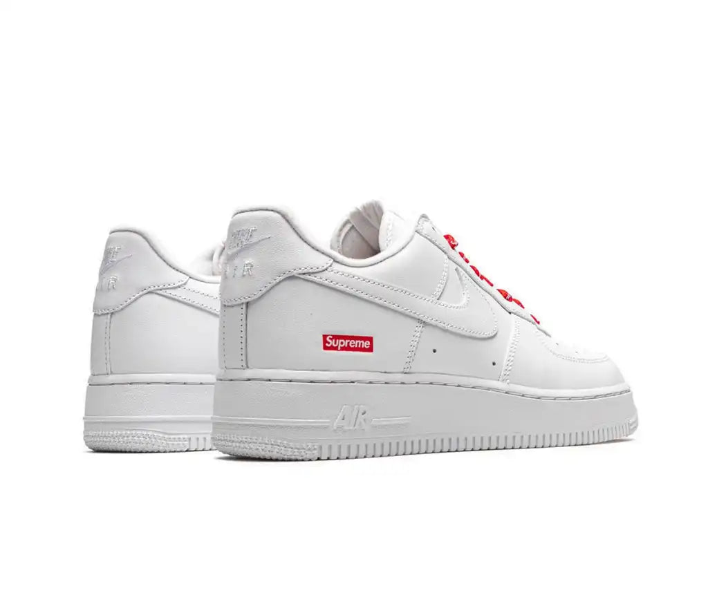 Nike Air Force 1 Low Supreme White